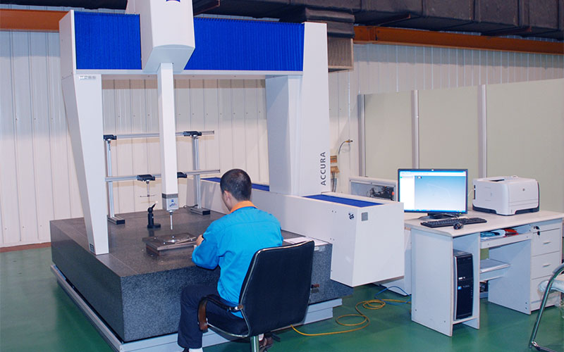 Three Coordinate Measuring Instrument